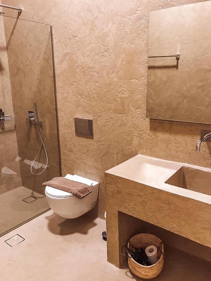 Mani Luxury Suites And Studios In Gytheio With Private Pools Экстерьер фото
