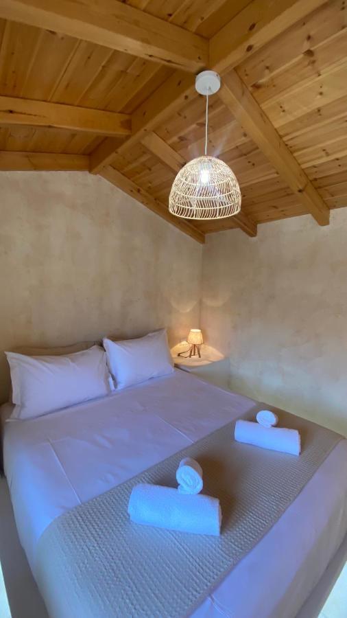 Mani Luxury Suites And Studios In Gytheio With Private Pools Экстерьер фото